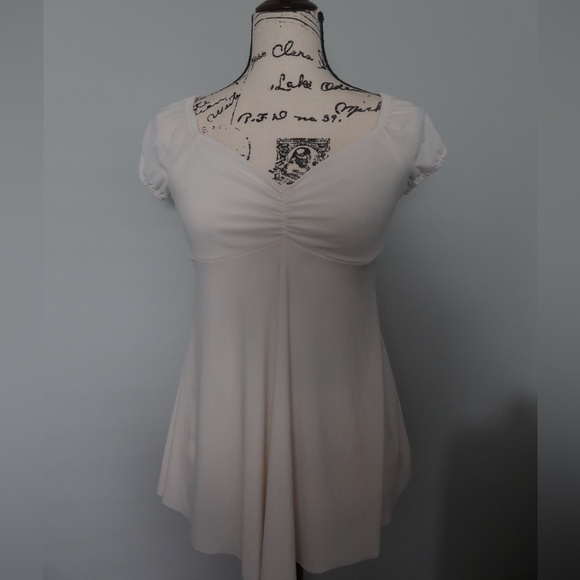 Super cute, flowy, & soft - Picture 1 of 5